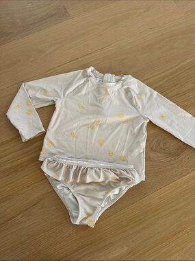 Kids Long-Sleeve Rash Guard Set in Cream with Yellow Citrus